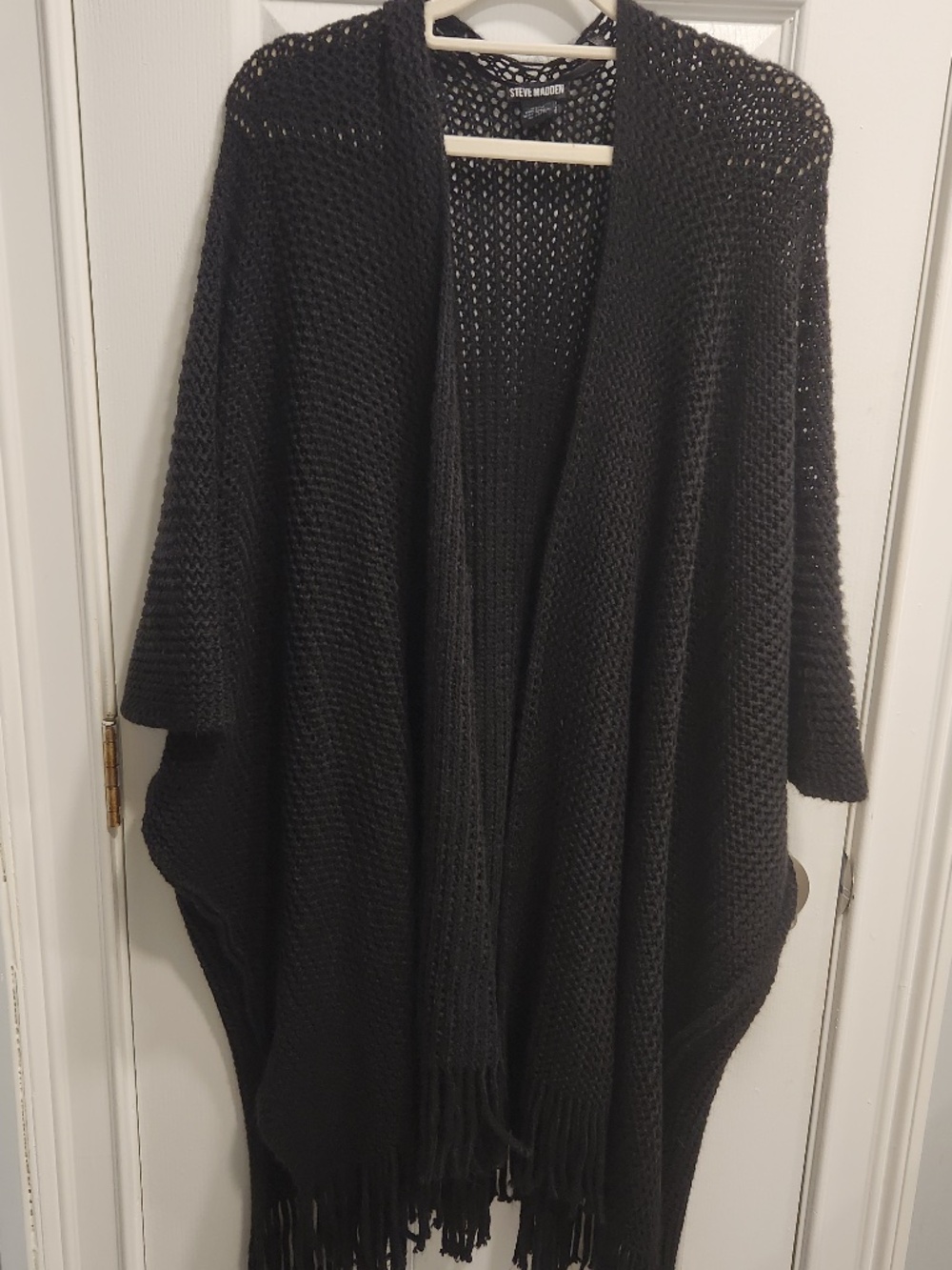 Steven Madden Black Knit Cape Cardigan Duster Open Front O/S Arm Holes Fringe